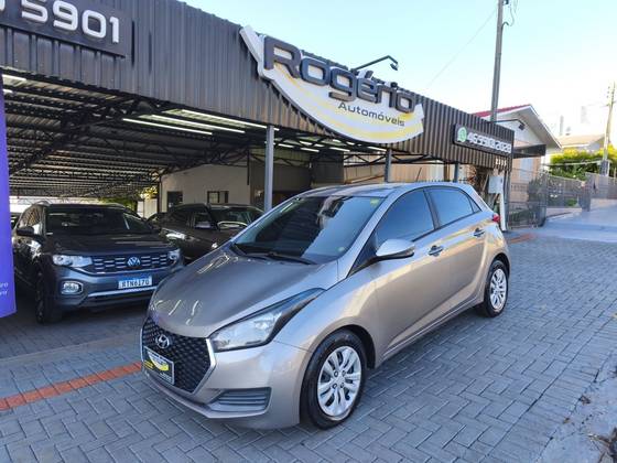HYUNDAI HB20 1.0 COMFORT PLUS 12V FLEX 4P MANUAL